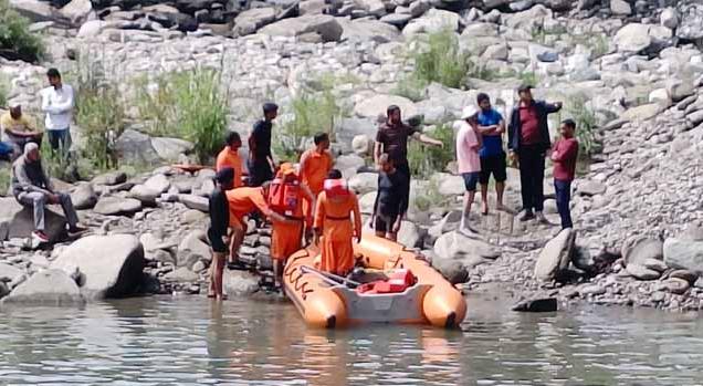 हाटकोटी में नहाते वक्त डूबे आर्यन के शव नदी से बरामद, पटसारी के अन्य युवक पब्बर नदी की लहरों में समाया