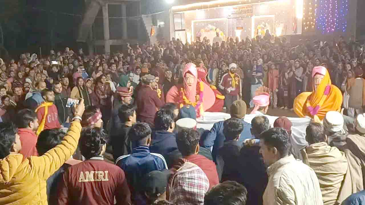 Kangra: पांच पांडवों के मंदिर में तीन दिवसीय कार्यक्रम धूमधाम से मनाया गया